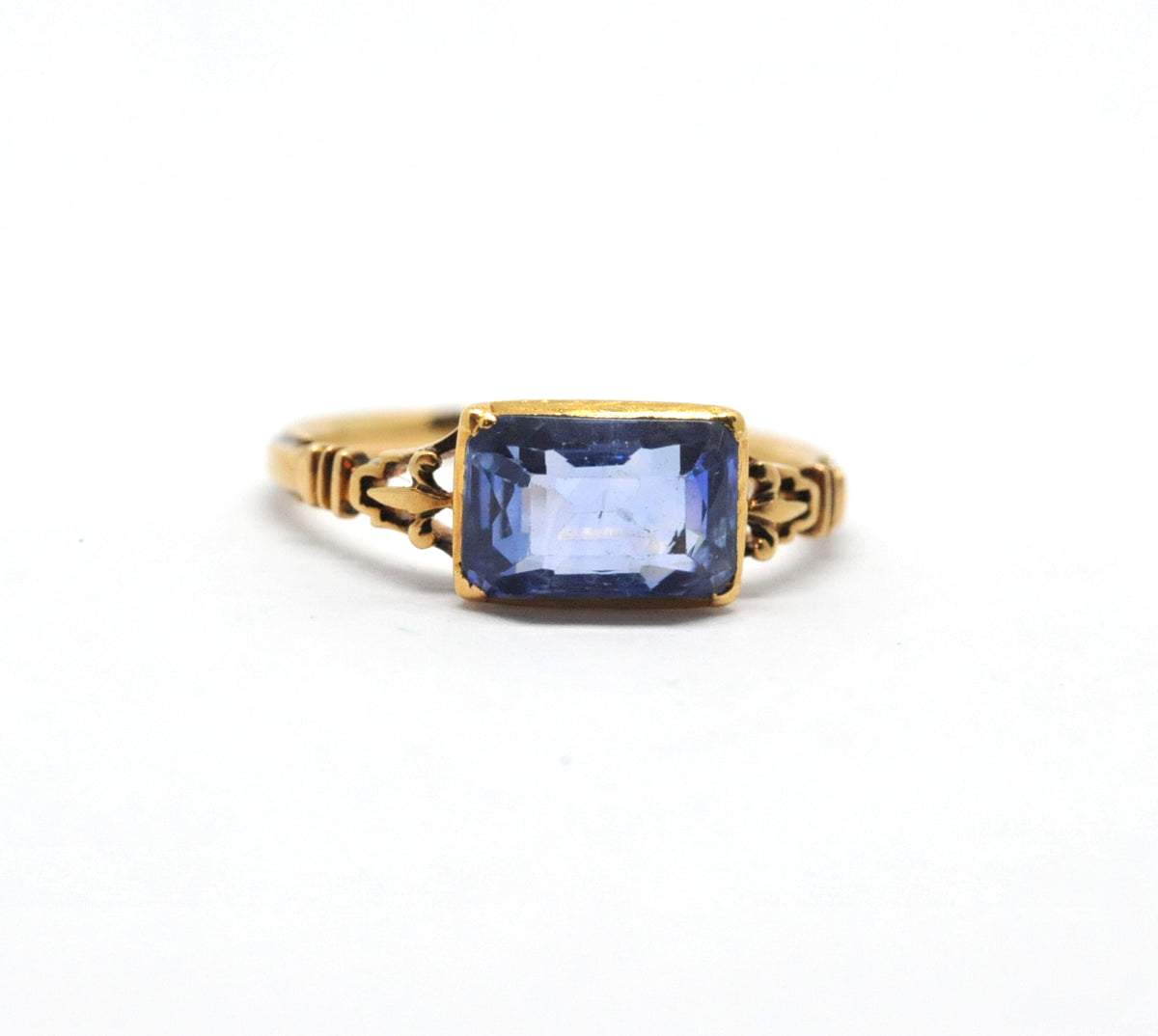 18th century sapphire ring
