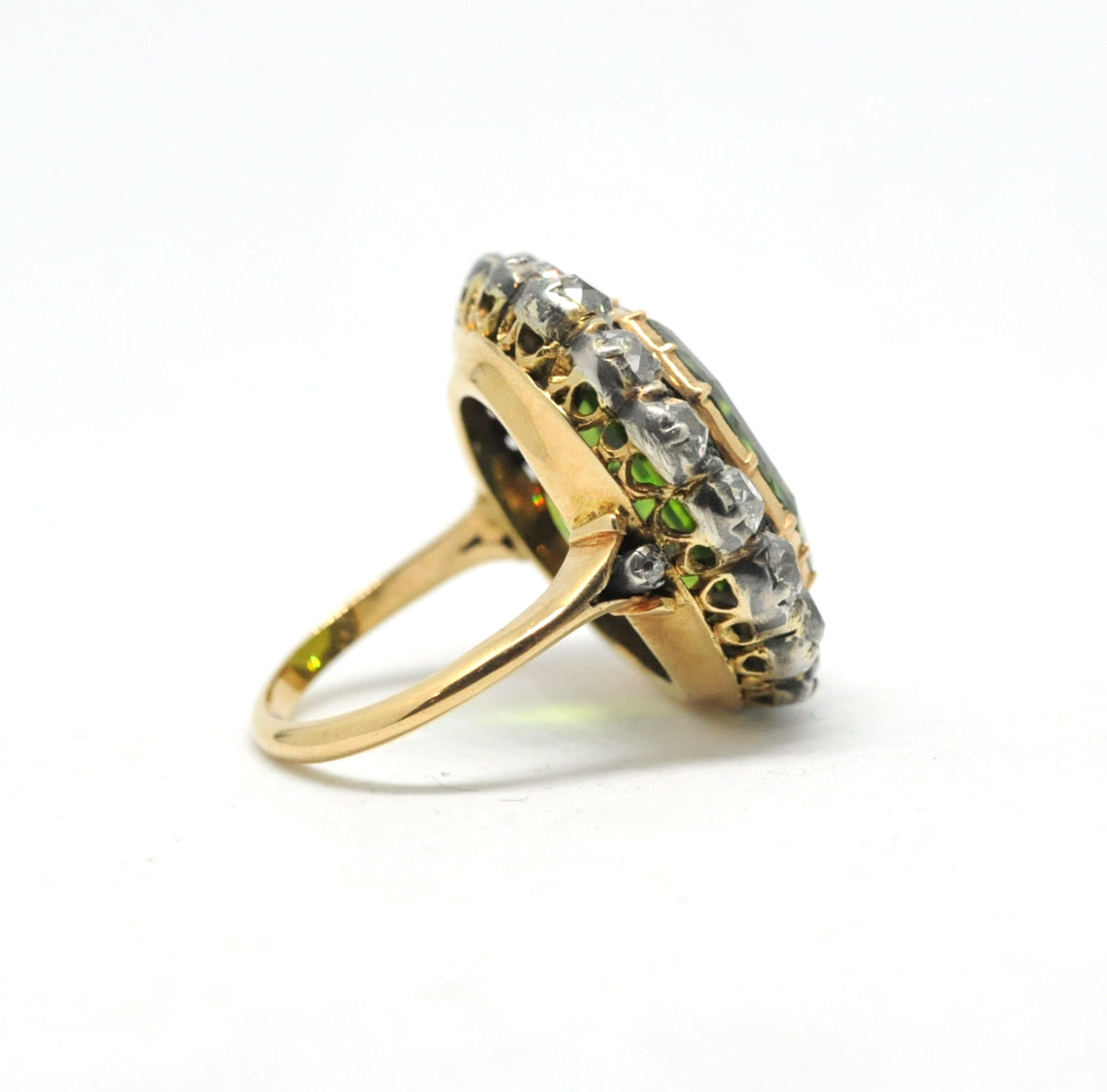 Peridot and diamond ring