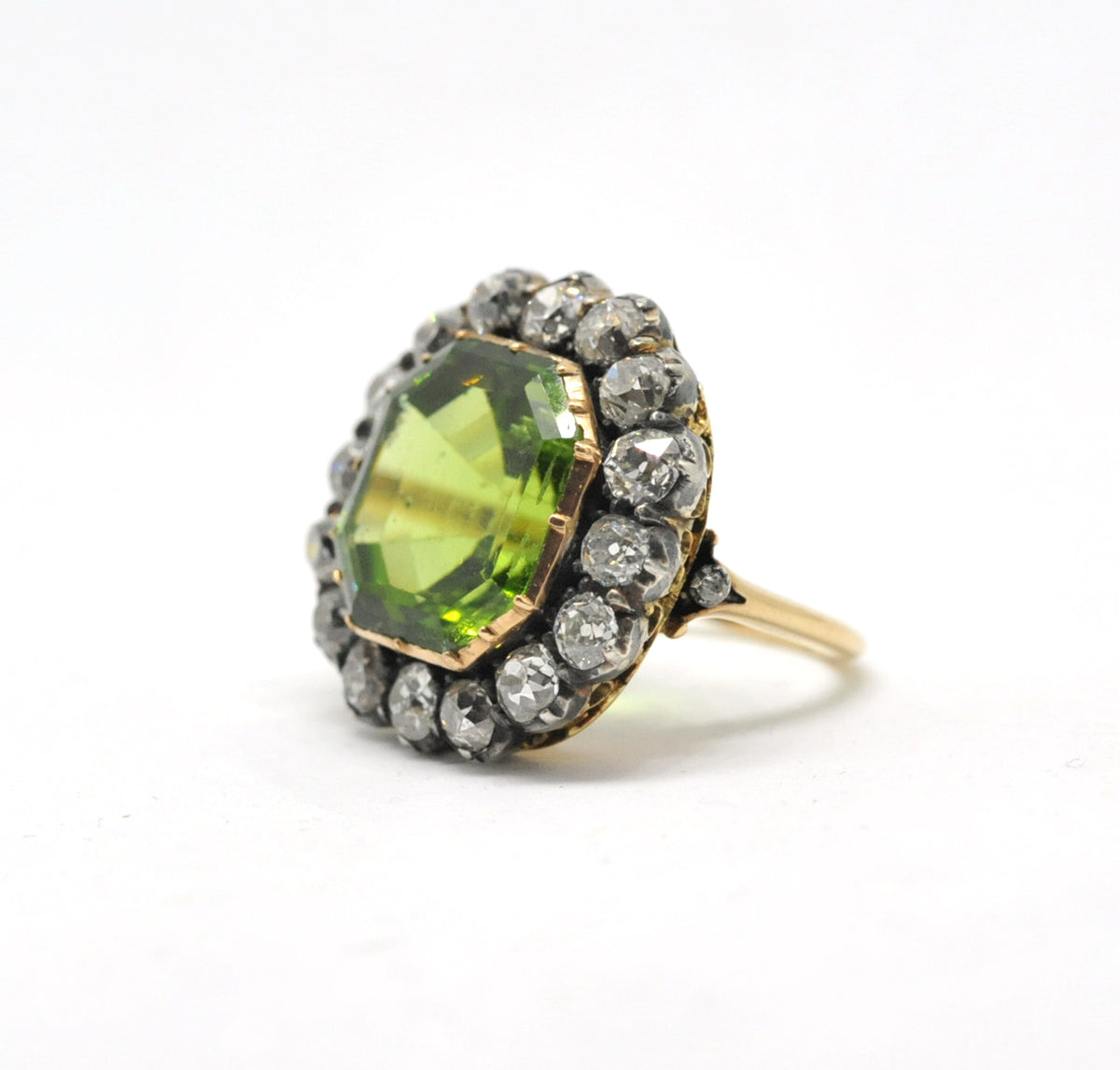 Peridot and diamond ring