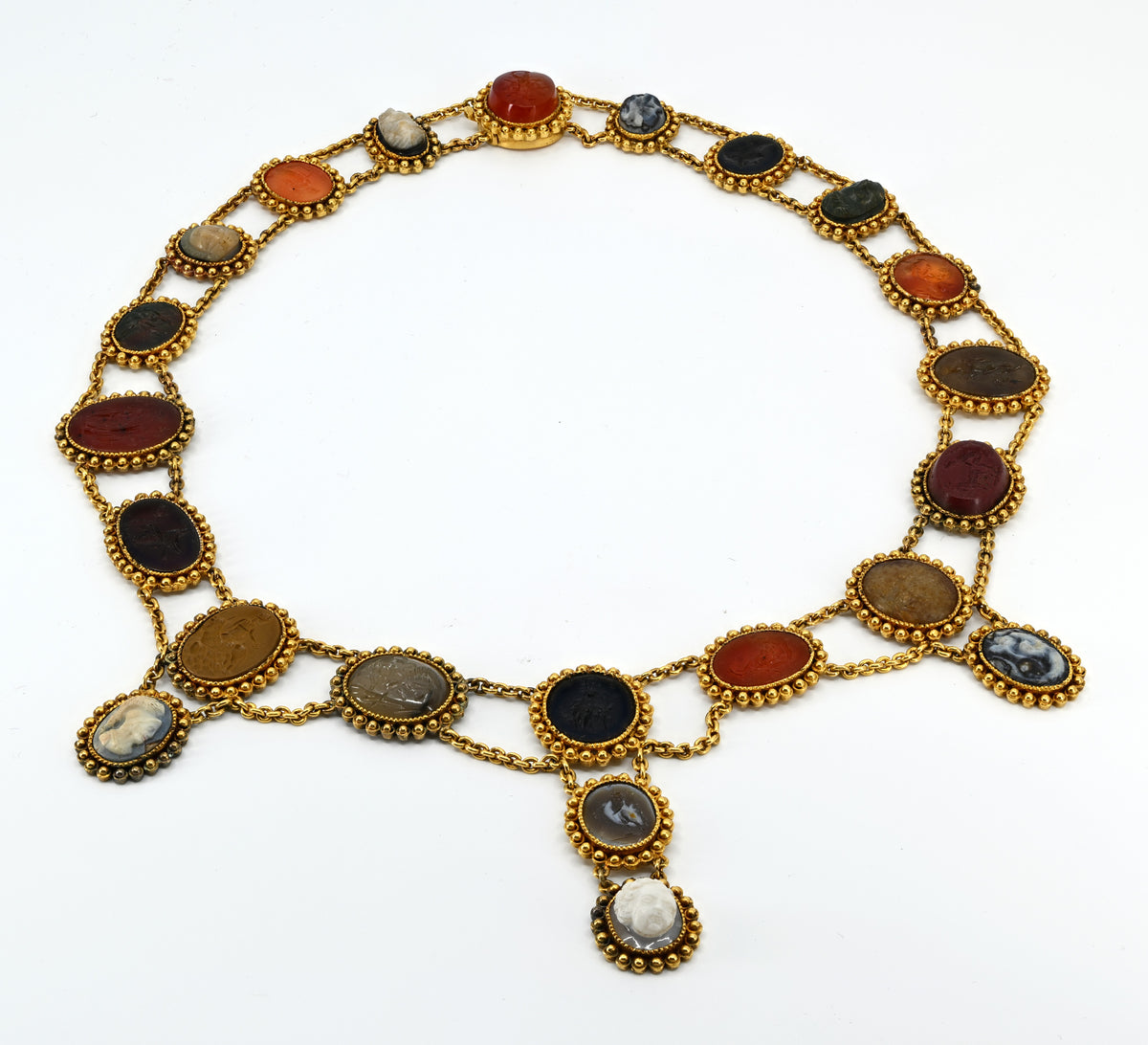 Intaglio necklace suite