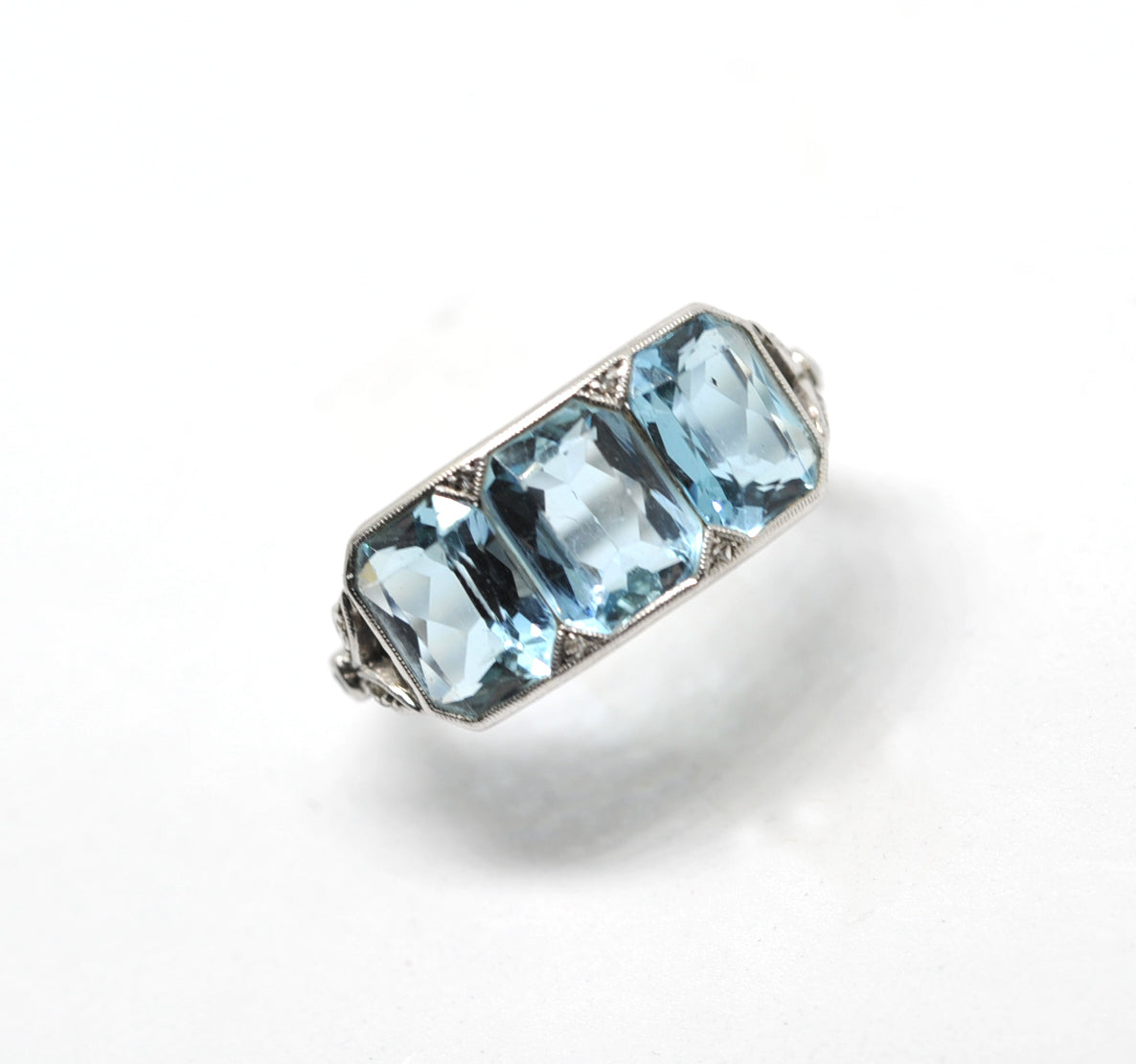 Art Deco aquamarine ring