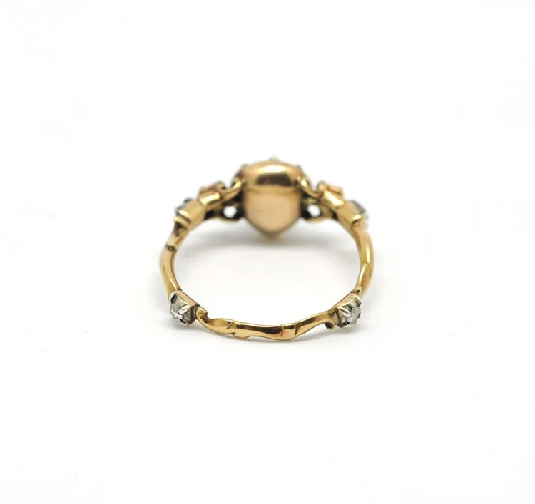 Rococo diamond ring