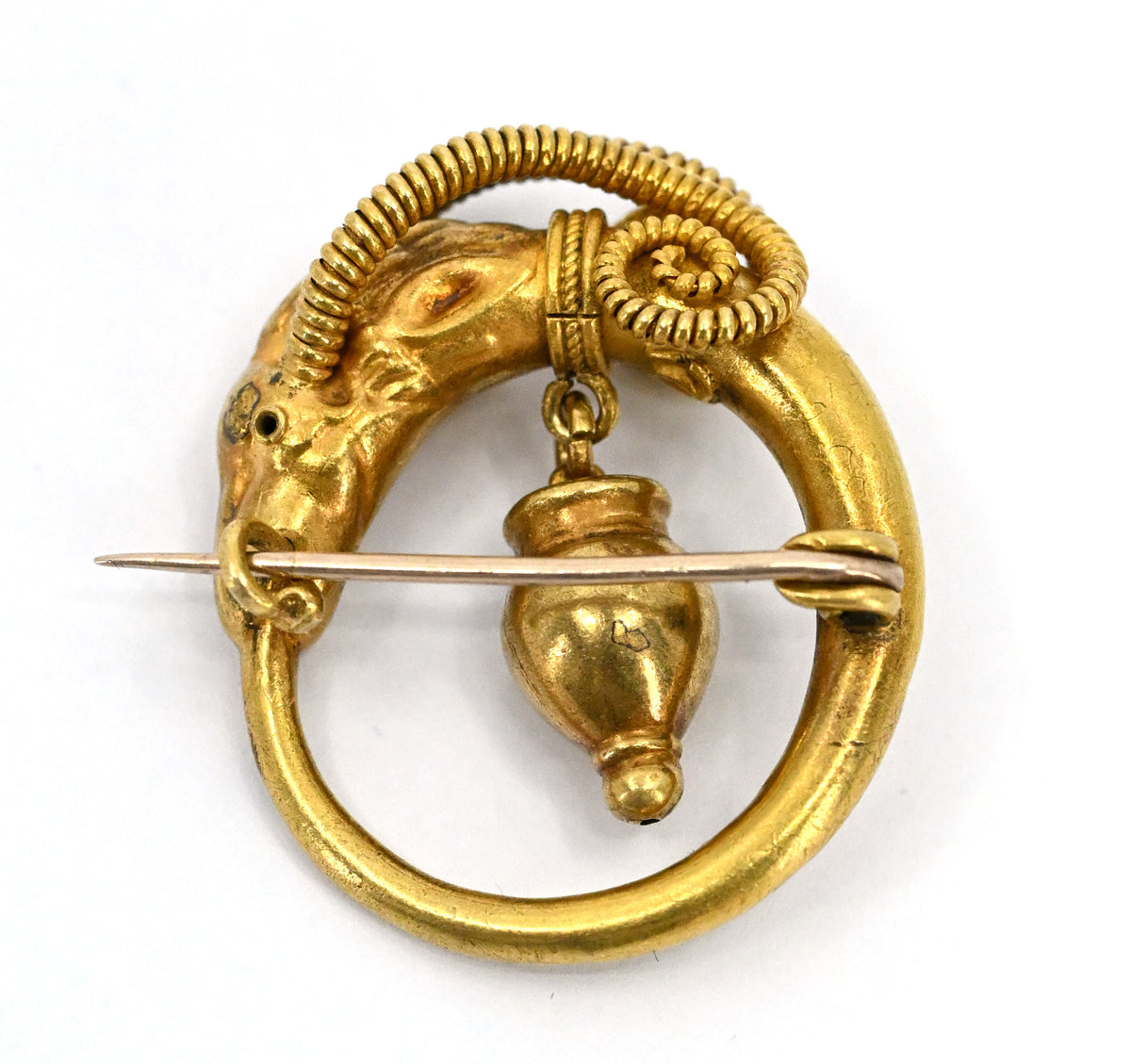 Castellani brooch